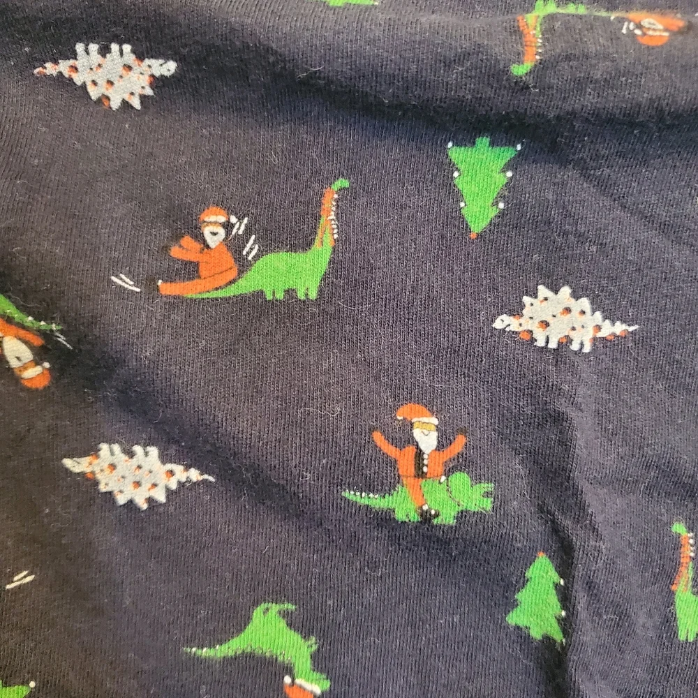 Old Navy toddler 3T long‎ sleeve shirt. Very gently worn.